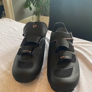 Pearl Izumi cycle shoes